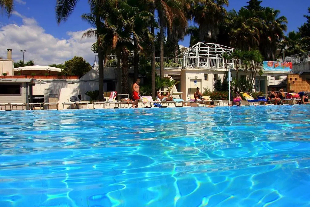 Hotel Fontane Bianche Syracuse 3*,  Italy